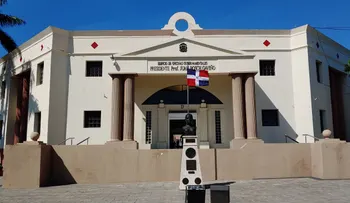 Ministerio de la Mujer llama a postular a candidatas a Medalla al Mérito de la Mujer 2022