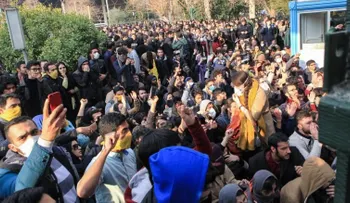¿Qué está en juego en las protestas en Irán?
