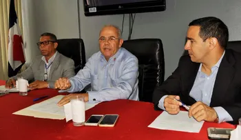 Educación inicia reconstrucción y mantenimiento de 66 centros educativos de Santiago