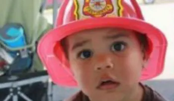 Masacró a su hijo de 4 años por ser gay