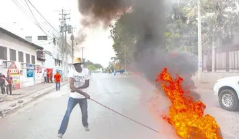 Estudio sugiere a EE.UU. no deportar a haitianos