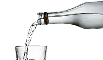 La botella que se llena de agua sola