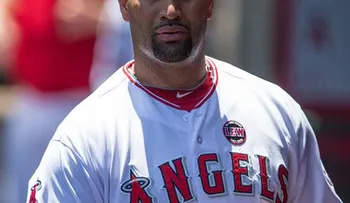 Clark pide desestimar demanda de Pujols