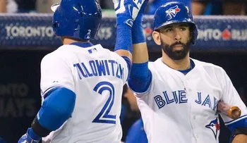 José Bautista, Encarnación y Sanó la sacan