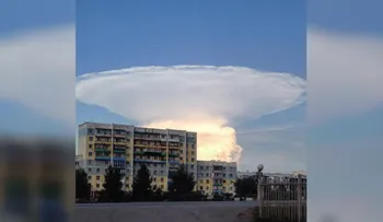 Una enorme nube en forma de hongo aterrorizó y fascinó a los habitantes de Siberia