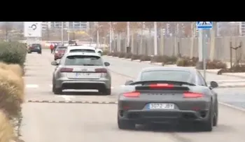 La arriesgada maniobra de Ronaldo con su coche deportivo