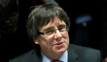 Partidos independentistas obtienen mayoría en Cataluña en una tensa elección