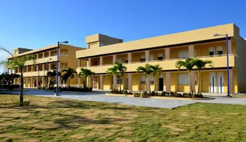 Presidente Danilo Medina entrega liceo en Los Frailes II; beneficiará a 840 estudiantes