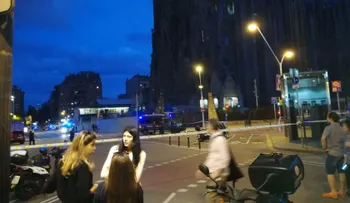 La policía catalana acordona la Sagrada Familia por un operativo antiterrorista