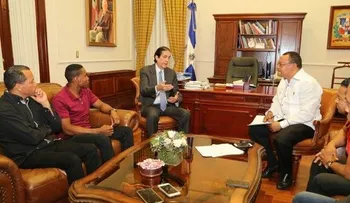 Ministro de la Presidencia propone mesa de diálogo a gremios de la UASD