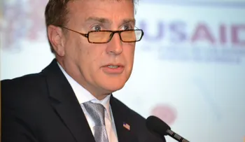 El 10% población dominicana pertenece a la comunidad LGBTI; dice Brewster; presentará su renuncia el 20 de enero