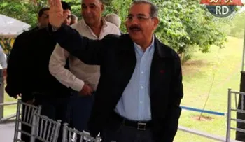 Danilo Medina prefiere no opinar por ahora en caso Loma Miranda
