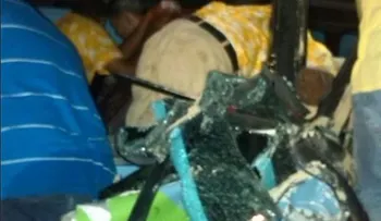 Choque entre volteo y autobús en Verón deja 6 muertos y varios heridos 