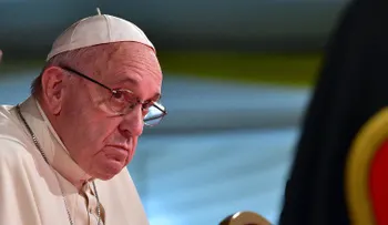 "No sean chismosos", les pide el papa Francisco a las monjas y curas
