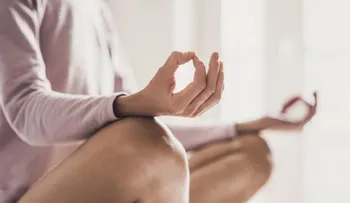 Mindfulness y meditación: un experto explica el trasfondo de esta práctica milenaria