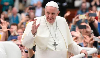 "Estamos en una tercera guerra mundial a pedacitos", dice el papa Francisco