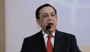  Valdez Albizu resalta fortalezas de la economía dominicana para captar Inversiones del Exterior 