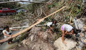 Sin combustible, sin comida, sin luz, los puertorriqueños le falta de todo y temen por su futuro 