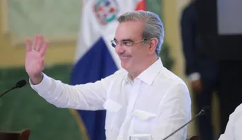 Presidente Abinader anuncia que el país superó la barrera de los US$12 mil millones en exportación