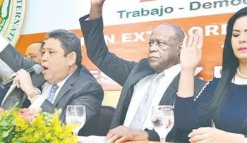 MODA ratificó  a Danilo Medina como candidato