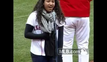 David Ortíz llora de emoción cuando su hija cantó el himno de EEUU (VIDEO)
