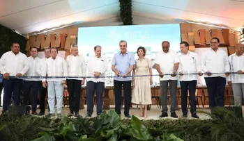 Presidente Abinader asiste a puesta en funcionamiento de la central termoeléctrica a gas natural SIBA Energy