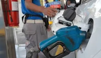 Rebajan RD$3:00 a las gasolinas y RD$7:00 a los tipo de gasoil 