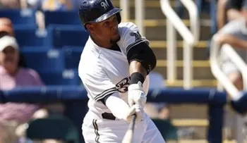 Dominicano Carlos Gómez pasa de Cerveceros a Astros 