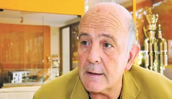 Reconocido politólogo Manuel Alcántara ofrecerá panel "El oficio del político" en FUNGLODE