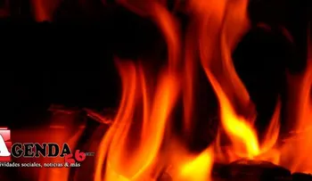 Hombre muere calcinado dentro de vehículo