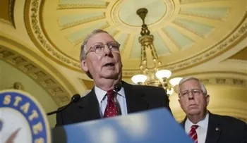 Senado de EEUU aprueba presupuesto republicano