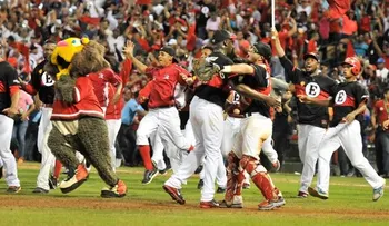 Escogido gana su corona 16