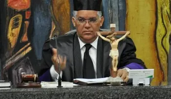 Aplazan conocimiento recurso ante dictamen archivó querella contra Vicepresidenta