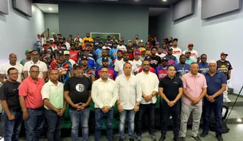 Cotuí abre este sábado el XVI Torneo de Softbol Empresarial con 48 equipos y 1,200 atletas