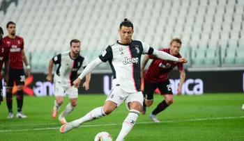 En el regreso del fútbol en Italia, Juventus empató sin goles ante Milan 