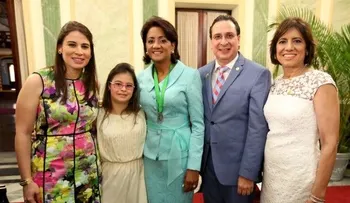 José Brea del Castillo galardonado Pediatra más destacado 2015