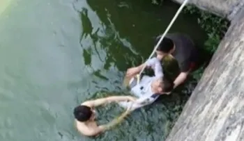 Un hombre se tiró al río porque su novia era muy fea