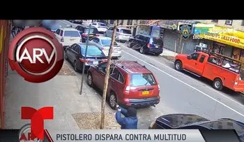 Video del hombre disparando contra multitud en Nueva York