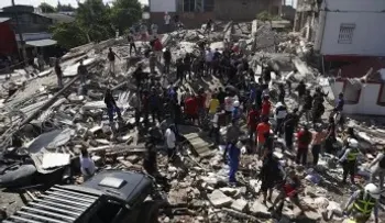 Terremoto de magnitud 7,4 en Colombia deja 111 muertos y decenas de heridos