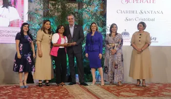Presidente Abinader asegura Gobierno avanza en construcción de sociedad de equidad de género