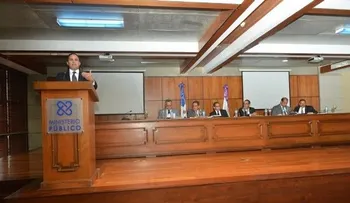 Jueces y juristas analizan novedades introducidas en nuevo Código Penal