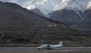Desaparece un avión con 22 personas abordo en zona montañosa de Nepal