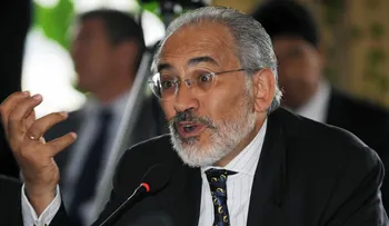 El expresidente de Bolivia Carlos Mesa se enfrenta a juicio de responsabilidades