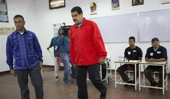 Maduro ante el reto de reinventarse tras derrota electoral