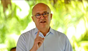 Francisco Domínguez Brito propone flexibilizar teletrabajo