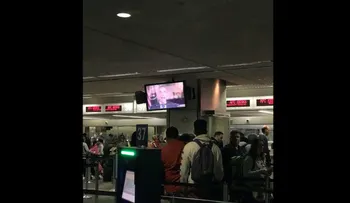 Fallo informático deja a miles de aeropuertos atrapados en aeropuertos de EE.UU.