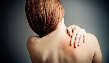 La conexión gluten fibromialgia y soluciones naturales
