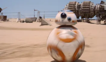 Un usuario revela qué hay dentro del BB-8, el nuevo robot de Star Wars