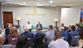 FOPPPREDOM alerta riesgo para partidos por recorte de fondos