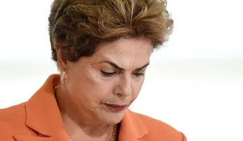 Instructor del Senado de Brasil recomienda avance del juicio político contra Dilma Rousseff